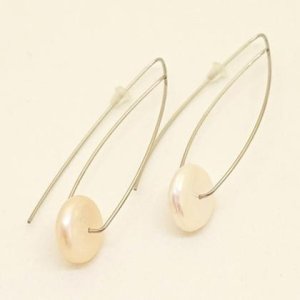 Ohrpendel mit Zuchtperle / Bouton