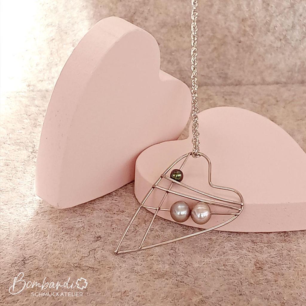 Herzanhänger mit 3 Perlen - Image 4