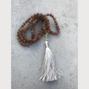 Mālā Kette Rudraksha  I Meditationskette