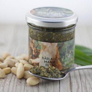 Bärlauch Mandel Pesto