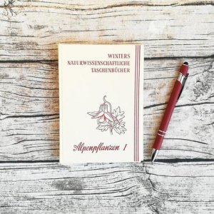 Notizbuch aus altem Buch „Alpenpflanzen“