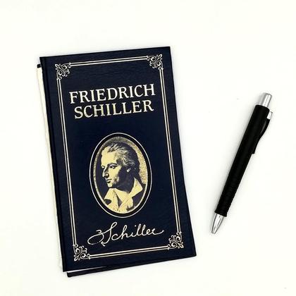 Notizbuch aus altem Buch "Schiller"