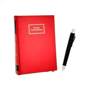 Notizbuch aus altem Buch „Dt. Rechtschreibung“