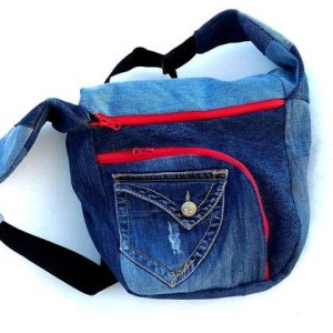 Handtasche „The Yawning Bag“ – Jeans-Upcycling