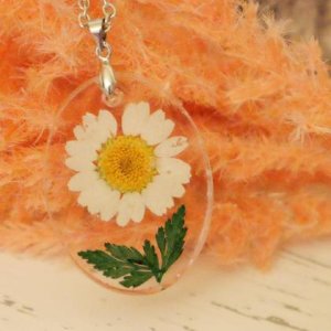 Kette Blume „Margerite weiss“ oval