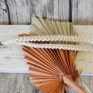 Makramee Schlüsselanhänger „weiss Schlaufe 3“