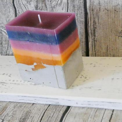 Kerze auf Betonsockel "Violetttöne 3"