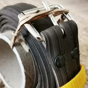 Gürtel aus Fahrrad-Mantel *BRAUN!*