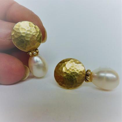 Ohrstecker Rund mit Perlentropfen - Image 2