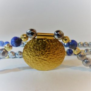 Lapislazuli -Zarte Kette mit eingearbeitetem Amulett