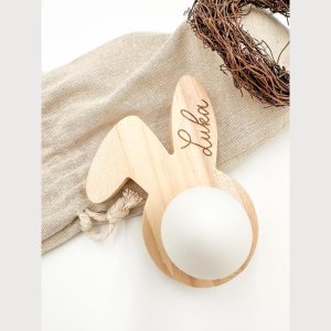 Eierbecher „Hase“ aus Holz mit Namen personalisierbar