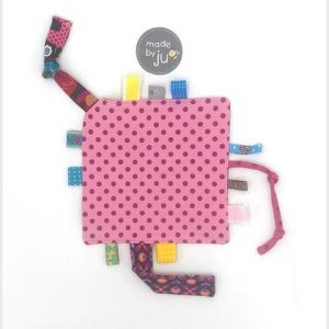 SPIELTUCH (mit KNISTERTEIL und vielen ETIKETTEN) – Sterne/Punkte rosa