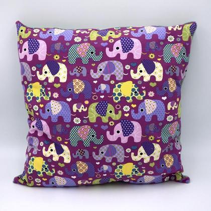 KUSCHELKISSEN ABZIEHBAR (inkl. INLAY) 50x50cm "bunte Elefanten lila/pink"
