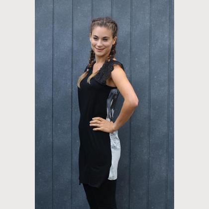 Wende Longshirt Horse - Image 4