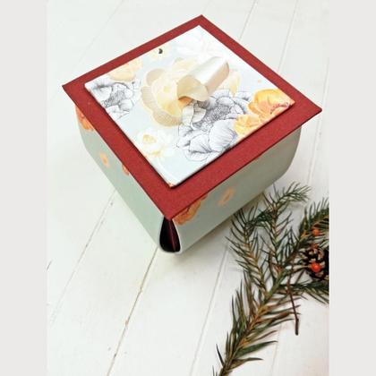 Quadratische Box mit Deckel "Blumen"
