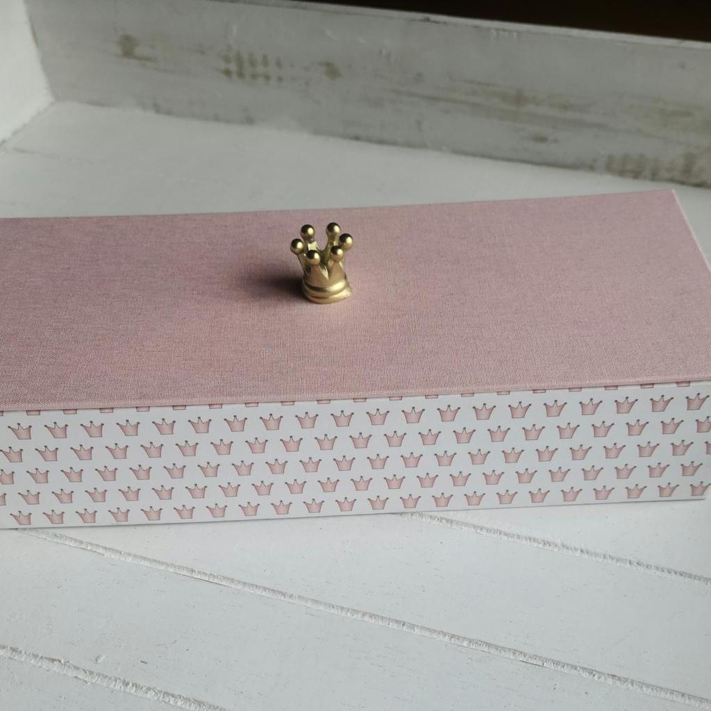 Geschenkschachtel mit Deckel "Krönchen"