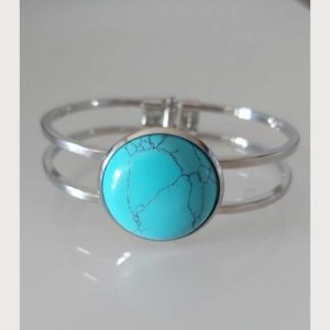 Armreif, Armband – mit großem Howlith