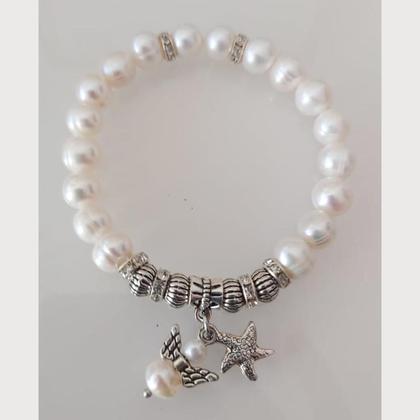 Armband aus Süsswasserperlen - mit kleinem Engel und Seestern - Image 3