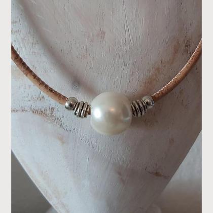 Halskette aus Kork - mit großer Perle - Image 2
