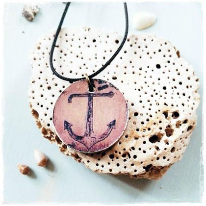 Halskette mit handbedrucktem Betonanhänger und Ankermotiv - Image 3