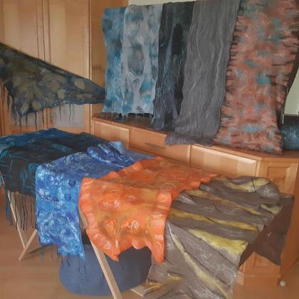 Nunofilz Tuch in verschied. Designe möglich.