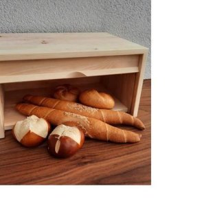 Klassische Zirbenbrotdose.