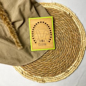 Holz-Karte „Frohe Ostern“ & Hase