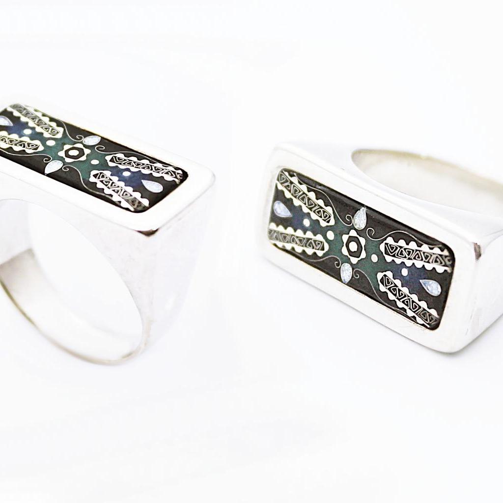 Ring  von Cloisonne Enamel