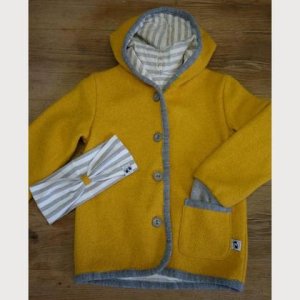 Set: Walkjacke Gr. 104 und Stirnband