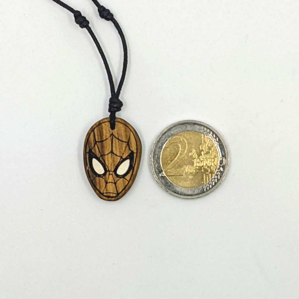 Spiderman Anhänger aus Holz - Image 3