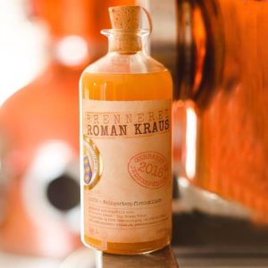 Weingartenpfirsichlikör