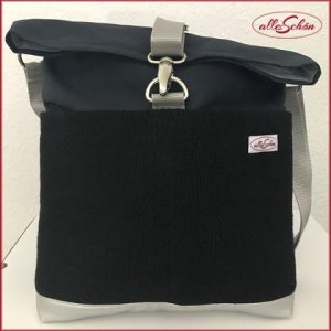 Umhängetasche black