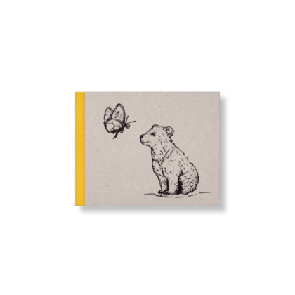 SKIZZENBUCH *Bärenjunges mit Schmetterling*