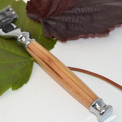 Holz Rasierer Nassrasierer mit Ständer Wildkirsche handmade Geschenk Rasur - Image 2