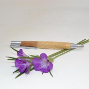 Holz Kugelschreiber Drehkugelschreiber aus Esche handmade Geschenk