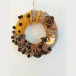 Türkranz Dekokranz ⌀27 cm Nusschalen Handarbeit Naturmaterialien