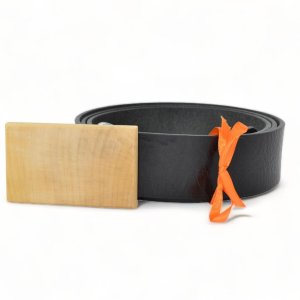 Ledergürtel mit Holz Gürtelschnalle Ahorn schwarz Büffelleder Holzgürtel