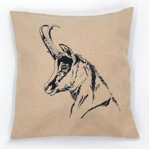 Kissen „Gams“ mit Zirbenfüllung, 28 cm x 28cm, beige