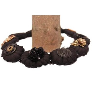 Textiljuwelen „Black Pearl“