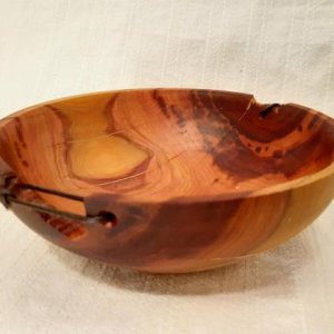 Holzschale aus Zwetschkenholz