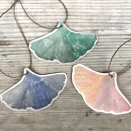Geschenkanhänger "Ginkgo" groß