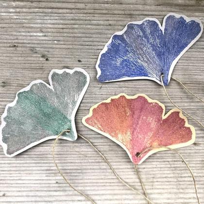 Geschenkanhänger " Gingko" klein
