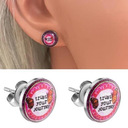 Ohrstecker mit Glaskuppel 'trust your journey'