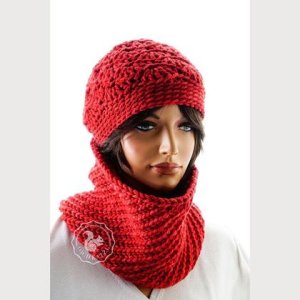 Eva – Loop und Haube