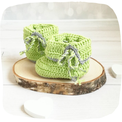 Babyschuhe gehäkelt hellgrün 0-3 Monate