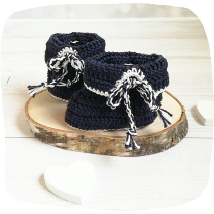 Babyschuhe gehäkelt dunkelblau 0-3 Monate