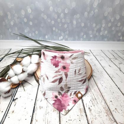 flieder mit floralem Muster