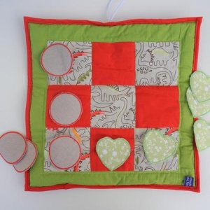 Tic Tac Toe – grün/Dino