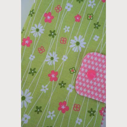 Windeltäschchen - grün mit Blumen - Image 2