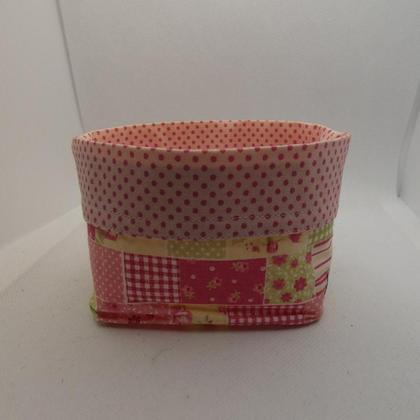 Aufbewahrungs-/Geschenkkörbchen im süßen Rosa